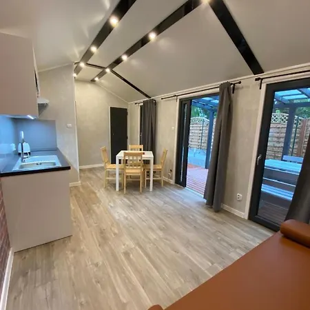 Nad Morzem - Pirata- Tiny House Dziwnów
